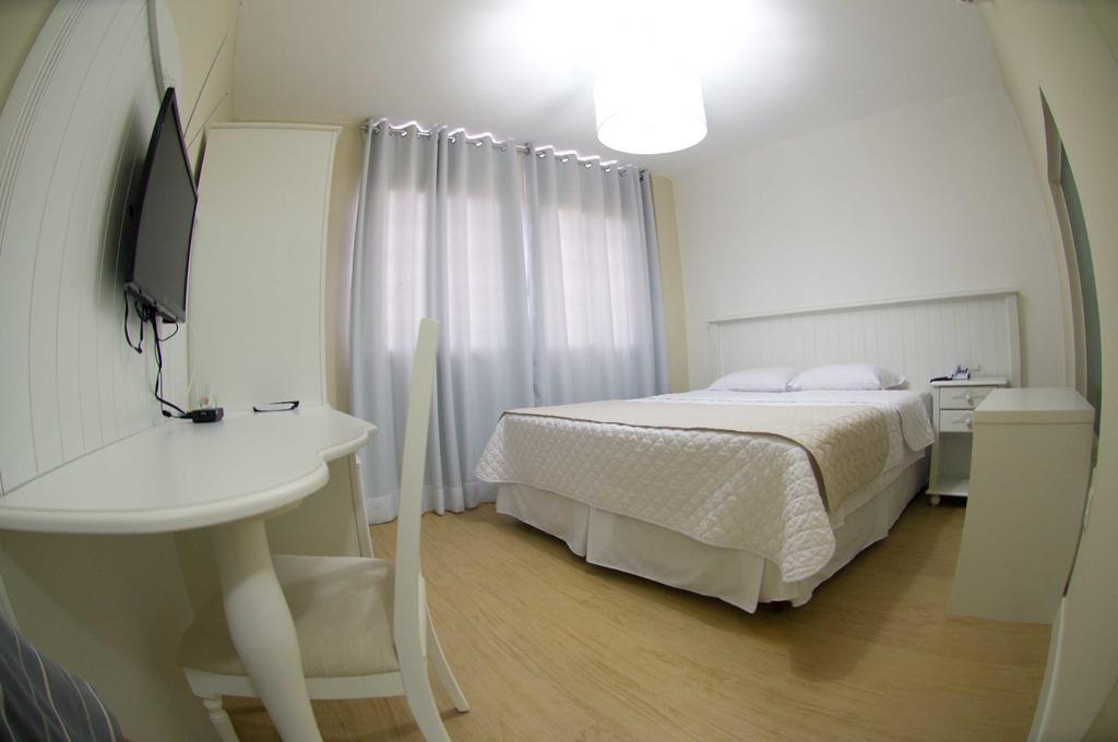Hotel Oma Zita Forquilhinha Exteriér fotografie
