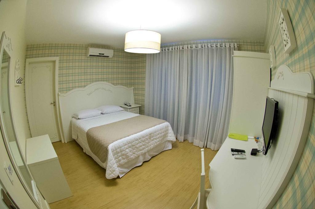 Hotel Oma Zita Forquilhinha Exteriér fotografie